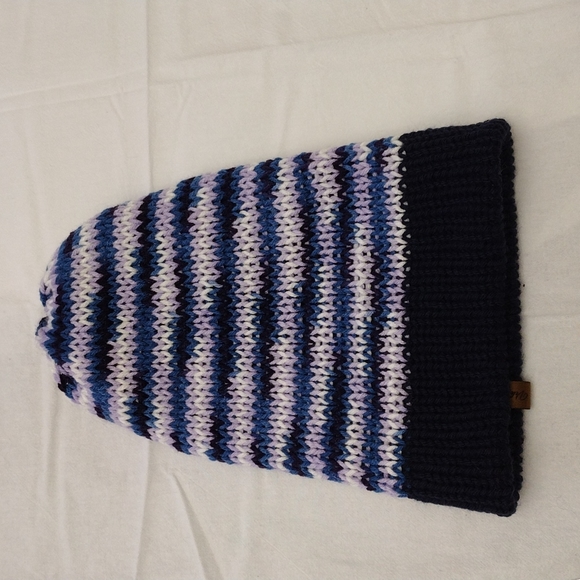 (2 Styles/1 Price) Handmade Reversible Beanie Collection (Item # 2007) - Picture 6 of 7
